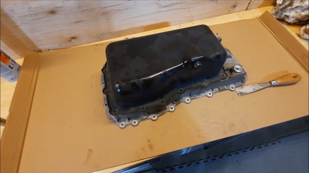 ￼ Chrysler Town & Country Dodge grand Caravan 3.8 L upper and lower oil pan gasket replacement ￼