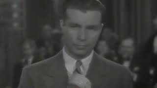 Twenty Million Sweethearts (1934) -- Dick Powell sings "I'll String Along With You" (full version).