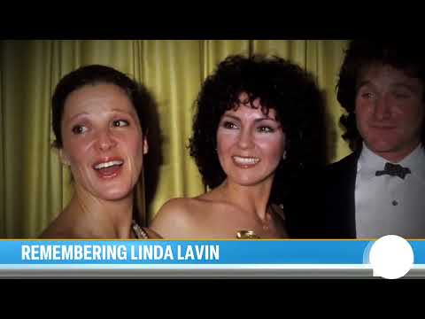 Actor Linda Lavin