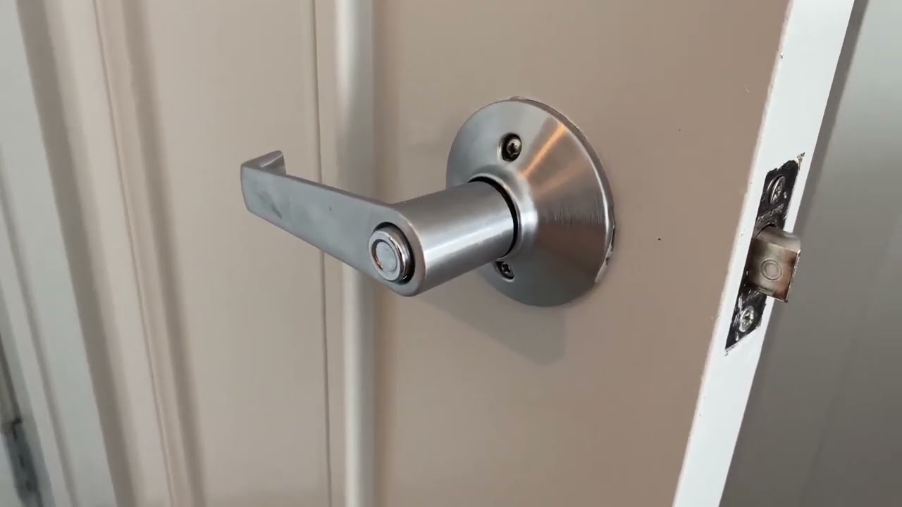 Schlage F40 CSV ELA 626 Commercial Series Elan Door Lever, Bed & Bath Privacy Lock Review