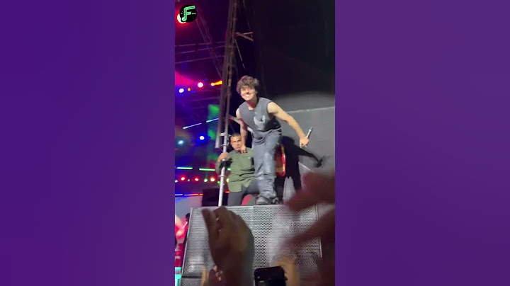 Gabito Ballesteros se Tira al Publico y Sale Mal 💀