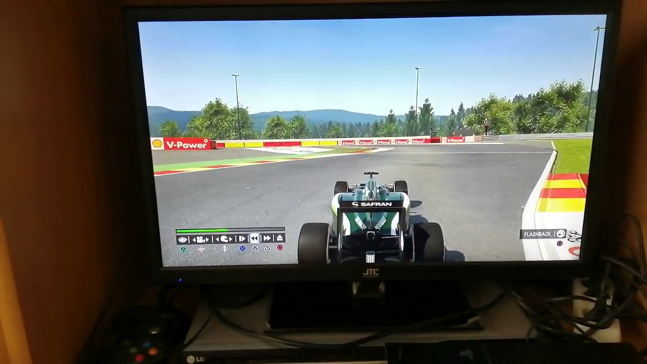 f1 2015 bug