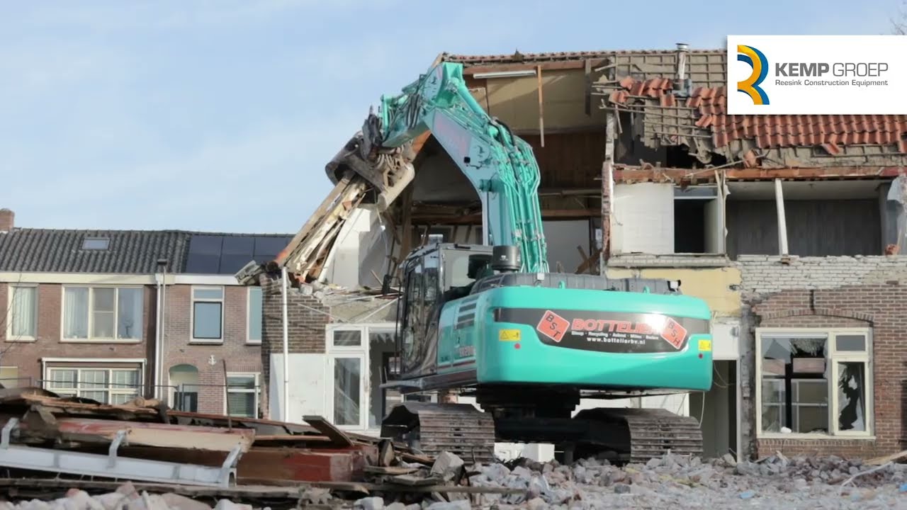 Kobelco SK260LC-11E voor Bottelier Slooptechniek B.V.