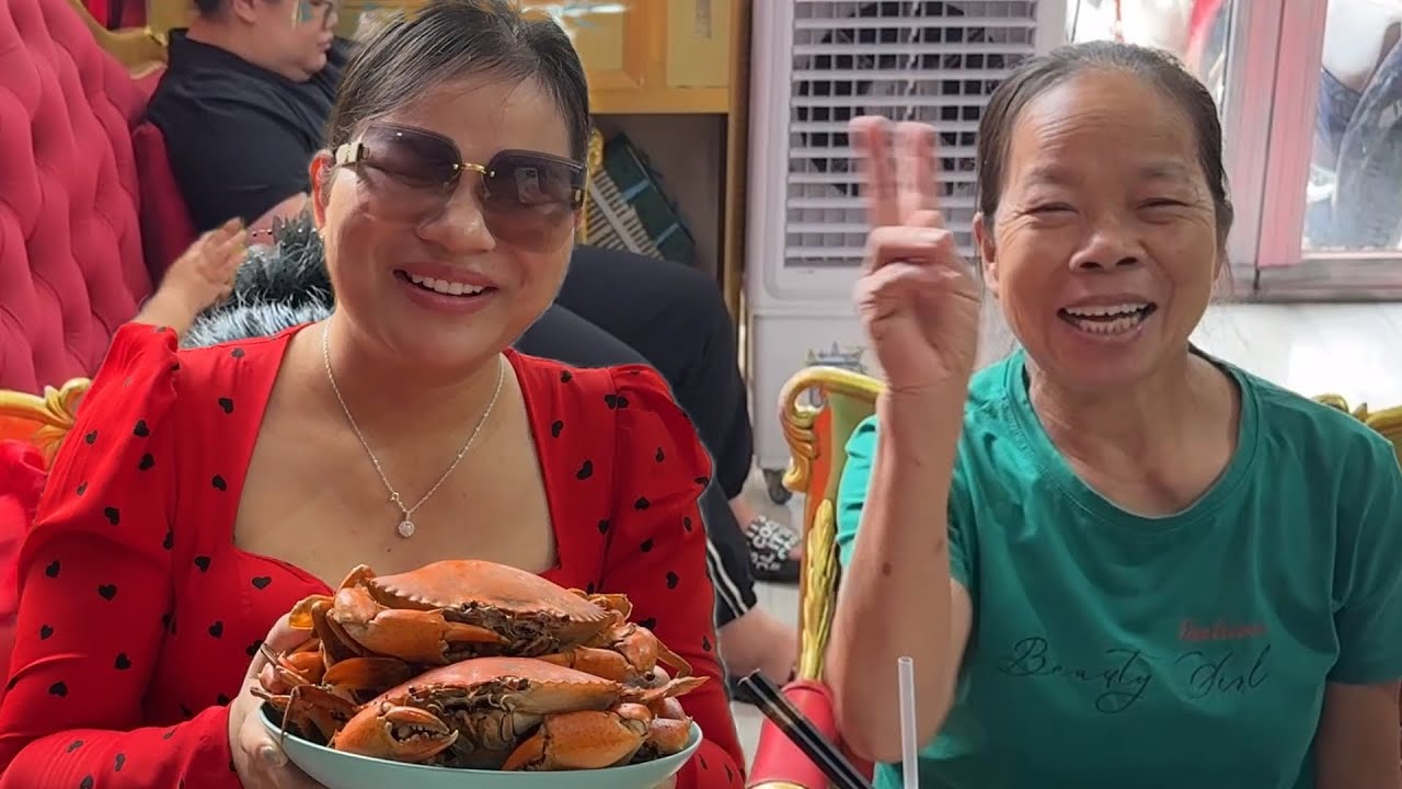 Trực Tiếp Bích Phương Hôm Nay - Hôm Nay Bích Phương Được Thái Hoàng Kim Thoa Đảo Tiệc Nè 