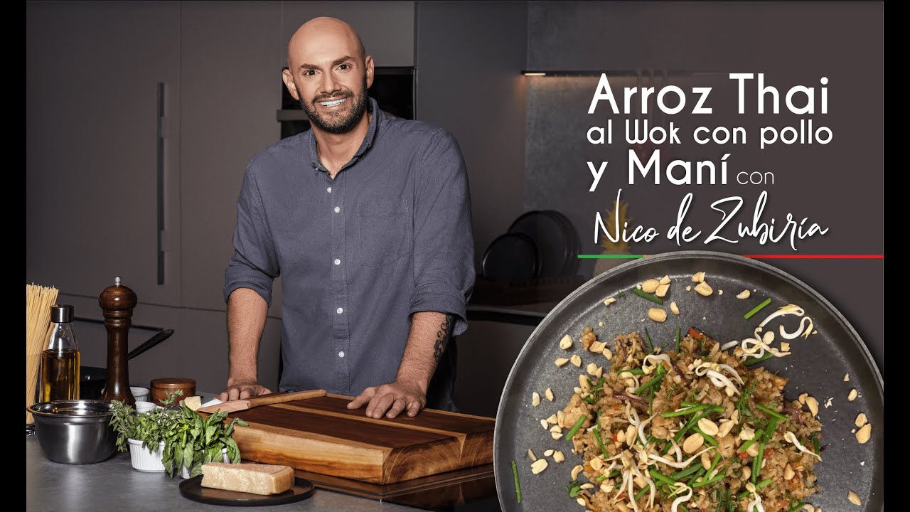 Arroz thai al wok con pollo y Maní
