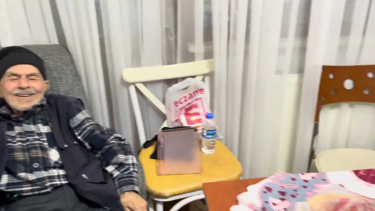 KRAL‘DAKI👑 SABIRSIZLIK ☹️KIMSEDE YOK ILLA😆 HER DEDIĞI🤭 ANINDA OLACAK ￼