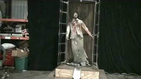 HAUNTEDPROPS.COM HPTort200- Animated Iron Maiden