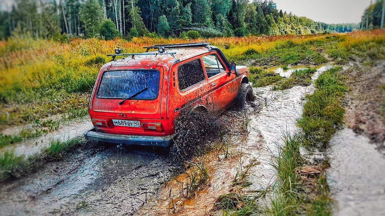 Нива на плохой дороге