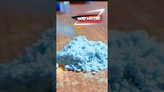 Amazing_Oobleck_Experiment 😱 Water walks on Cornstarch  #potatostarch #viral #experimnent #oobleck