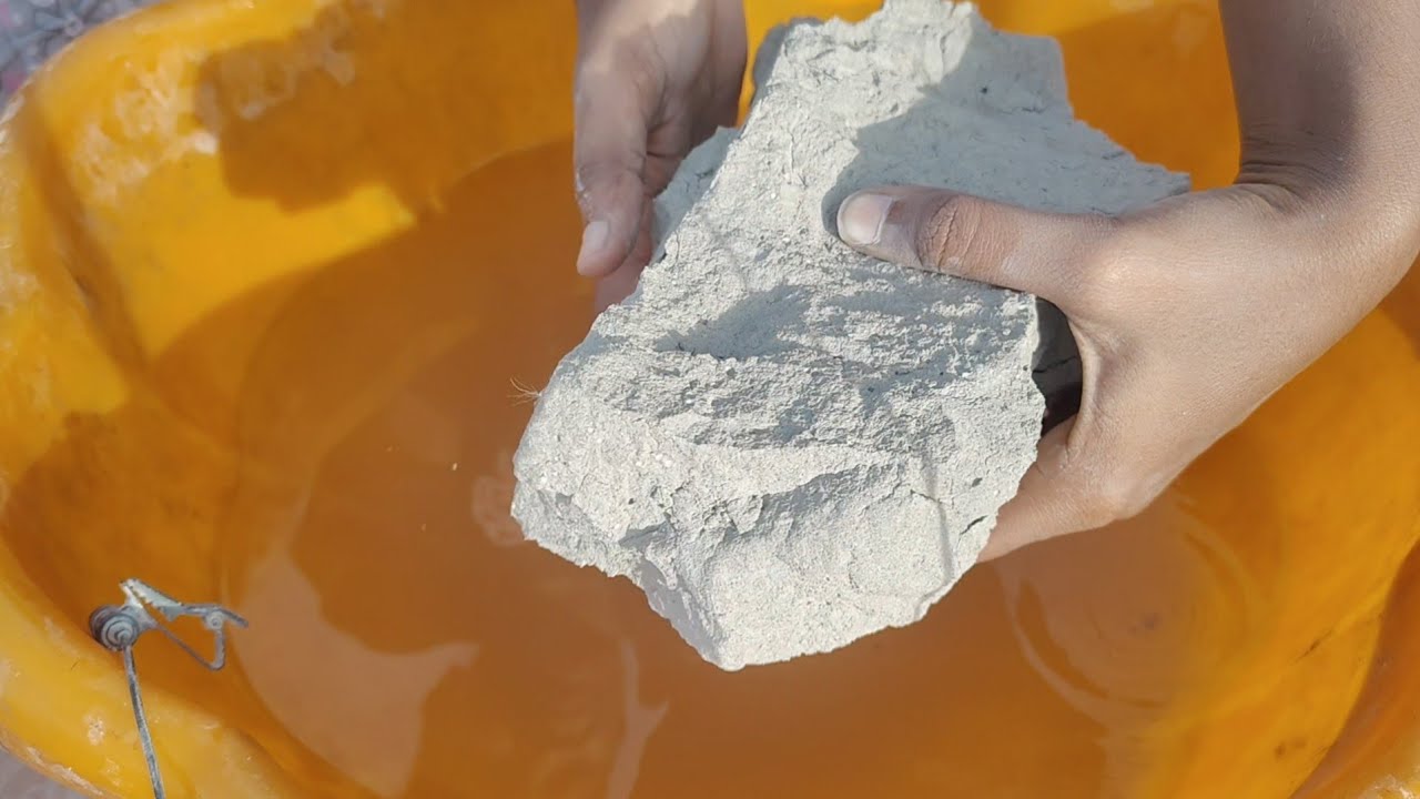 Pure Cement crumbling dry & 💦#trendingshorts #youtube #youtubeshorts #tamil #cement #asmr