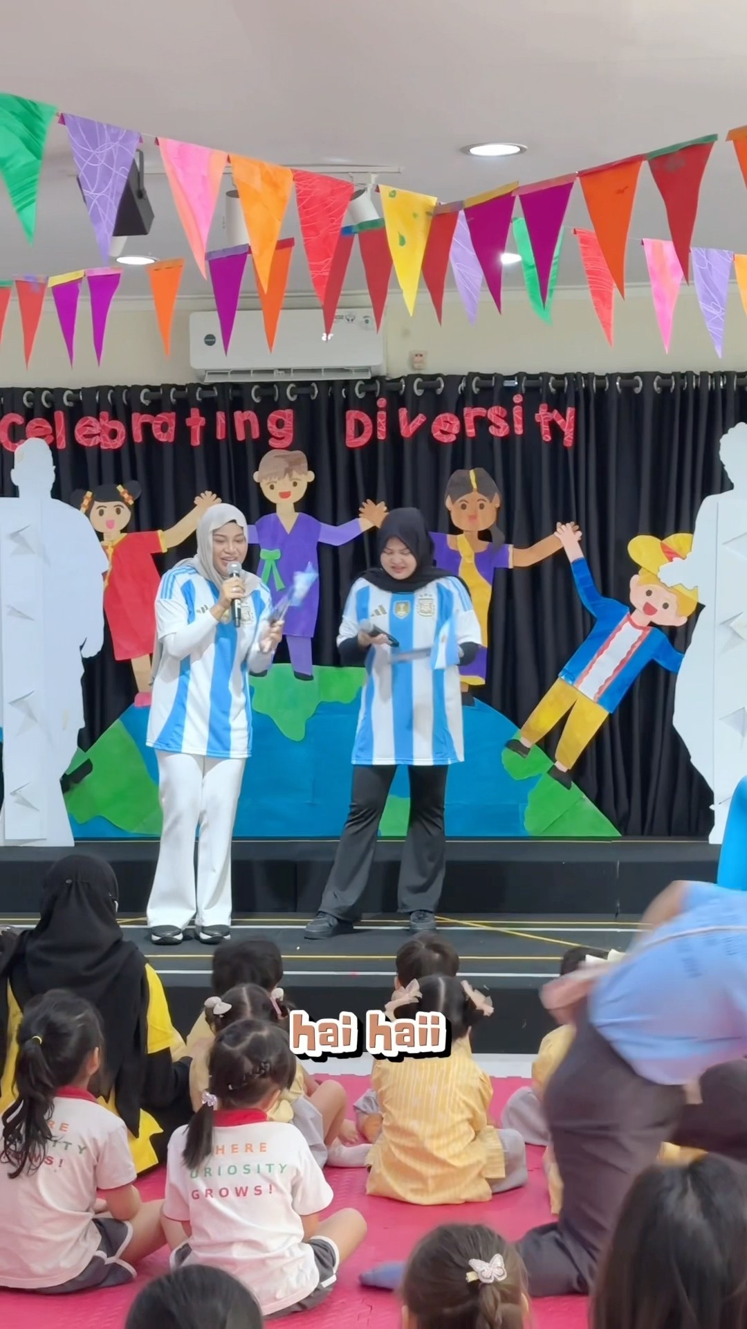 Ternyata seru banget tampil didepan anak?