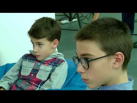 შს მინისტრმა მფრინავები და თანამშრომლები დააჯილდოვა