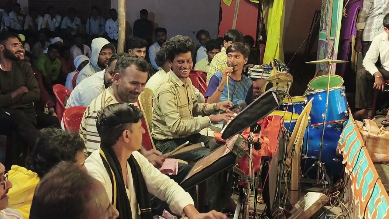 ಓ ಗೆಳತಿ ಐ ಲವ್ ಯು 💕ಮಡು Master nandaragi ಶ್ರೀ ಗುರು ಪುಟ್ಟರಾಜ ಸಂಗೀತ ಬಳಗ ಹಿರೋಳಿ ನಾಟಕ ಪ್ರದರ್ಶನ ಅದ್ಭುತ👍🔥🎵🎙️