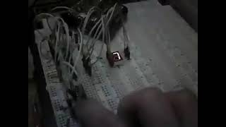 Manual Clock 74Logic Digital IC Counter on BreadBoard