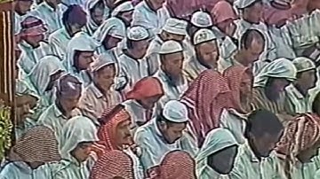 تلاوة خاشعة تأسر القلب للشيخ محمد أيوب من ذكريات المسجد النبوي الشريف