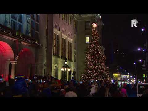 Video: Hoe Versier Je Een Kerstboom In 2016?