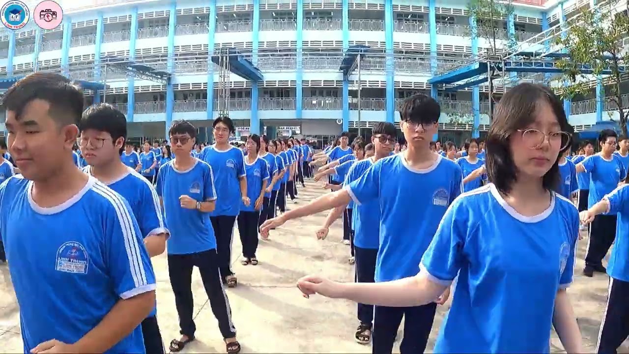 Việt Nam Ơi - Đồng diễn thể dục giữa giờ - Trường THPT Linh Trung