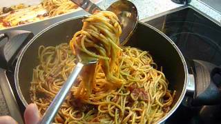How to twirl spaghetti into nests
