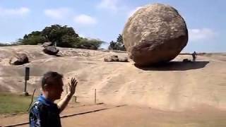 Падающий мистический камень в Махабалипураме Индия!!!(Это видео создано с помощью видеоредактора YouTube (http://www.youtube.com/editor), 2014-01-15T18:53:41.000Z)