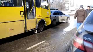 Канал новости ДТП гармошка в Одессе маршрутка и 3 автомобиля Канал новости ДТП гармошка в Одессе маршрутка и 3 автомобиля