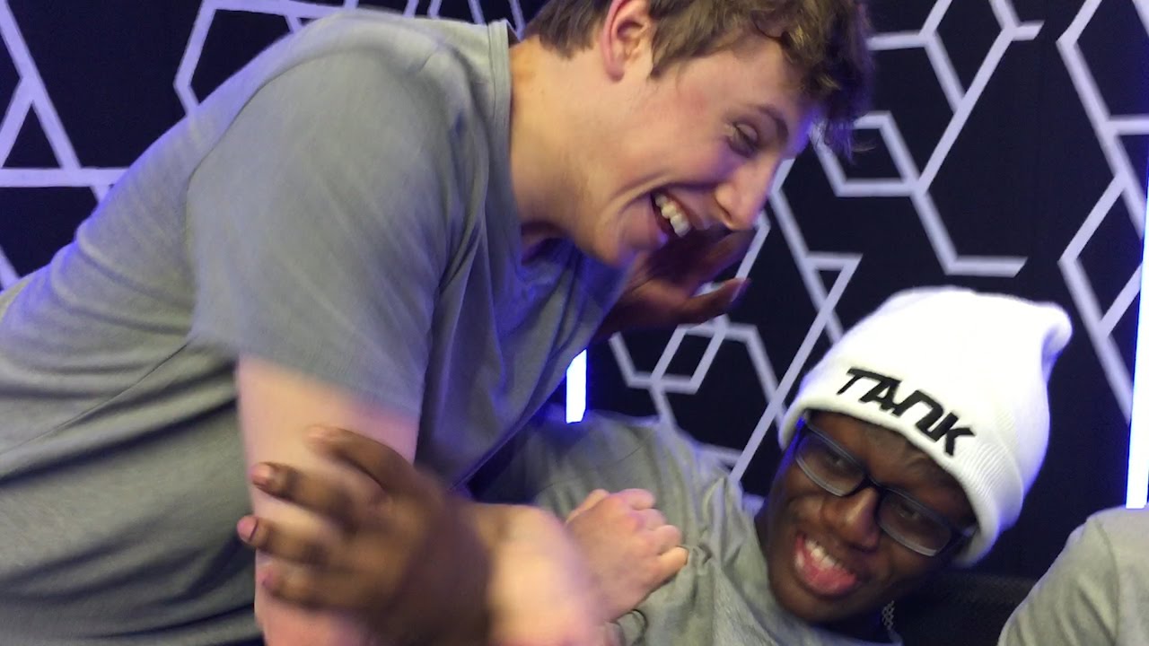 ANNOYING YOUTUBERS!!