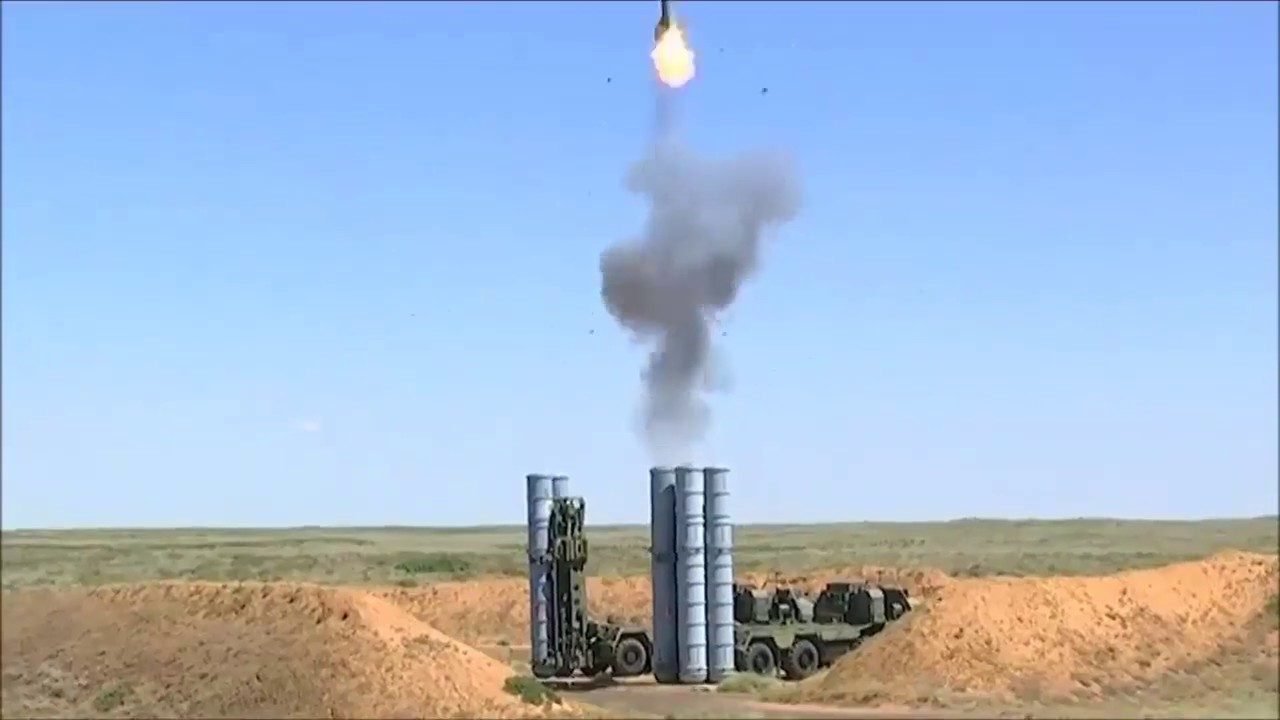 How the Russian S-300PMU-2 missile defence system works