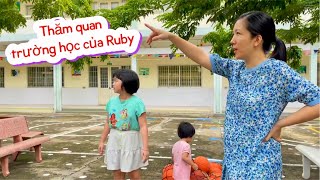 Thăm quan trường học của Ruby và mua đồng phục cho em Vani chuẩn bị vào lớp một.