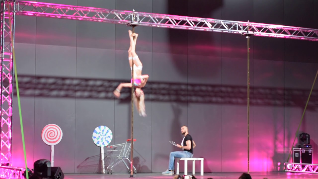 Olga Lefterova (and Gennadiy Sierokurov) Pole dance show Poland (Kielce).