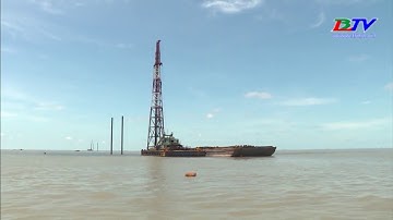 Cà Mau: Di dời 4 trụ điện gió trên cửa biển Gành Hào.