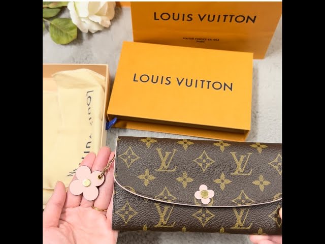 I fell in love LV Emilie Wallet with at first sight cause flower