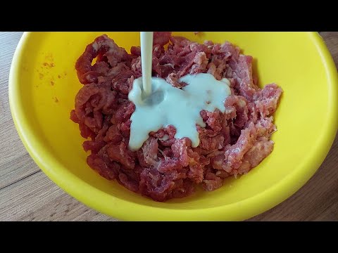 Видео: Фарш, кефир и картофель. Обязательно приготовьте экономный вкусный рецепт