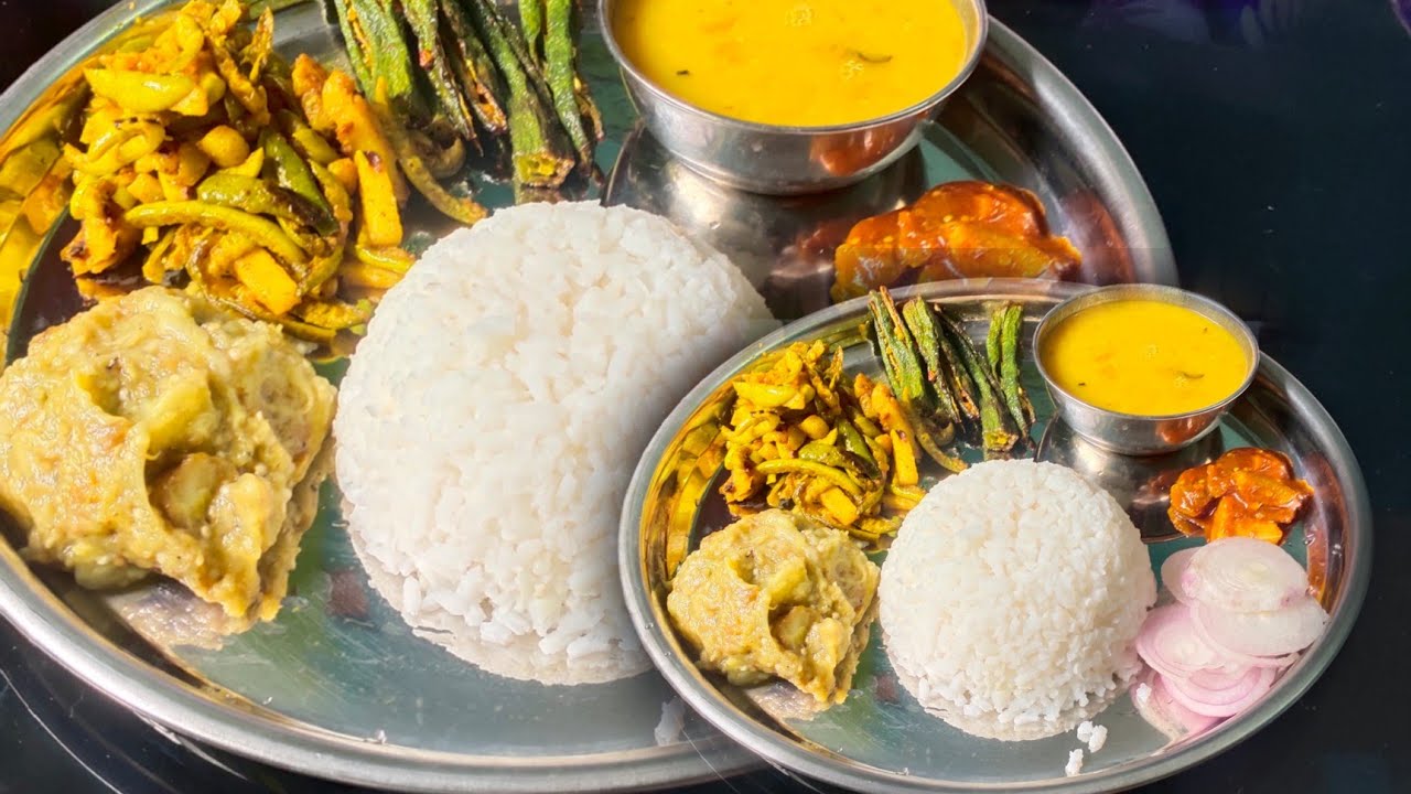 luncn thali ki recipe/kundri aloo sabji /bhendi fry/masoor dal tomato