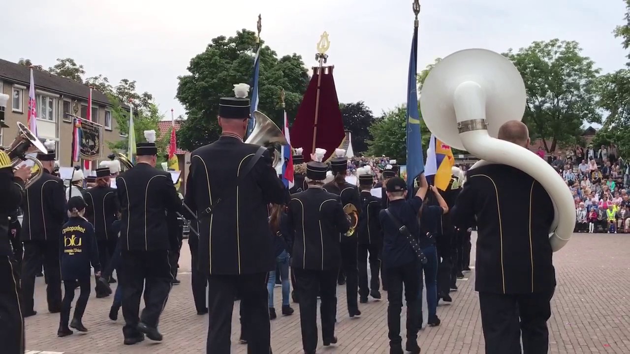 Harmonie L'Union Born  - Taptoe 2017 - Globetrotter & Herzegowina Marsch