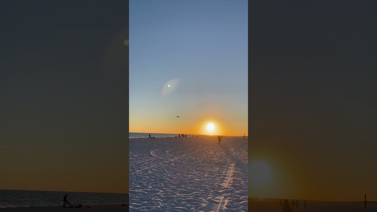 Plane flying into the sun!