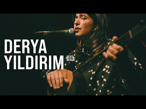 Derya Yıldırım - live @ Club Gretchen | LIVING IN A BOX