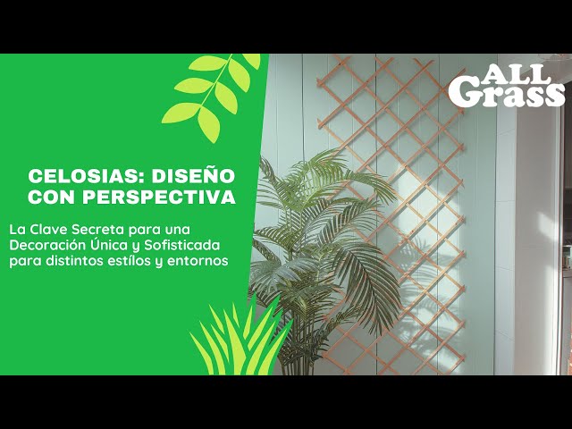 Celosía extensible fabricada en poliéster de color verde con un diseño que  recuerda las hojas de un rosal, equipada con 70 luc…