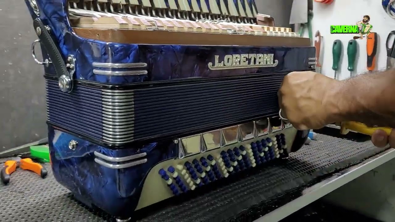 cómo instalar micrófono en acordeón correctamente