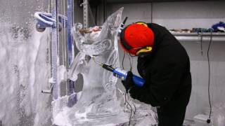 Tajana Raukar Detroit Performs Clip