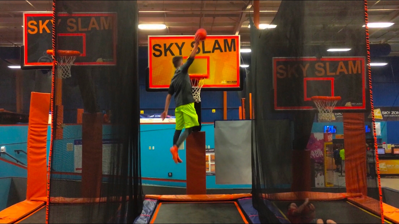 MY INSANE FIRST VLOG!!!!