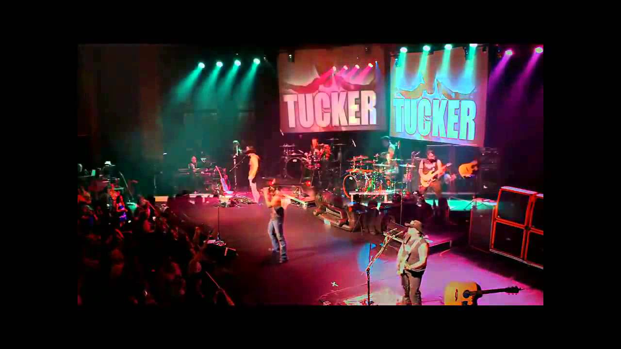camera iphone 8 plus apk Tim McGraw Tribute Show
