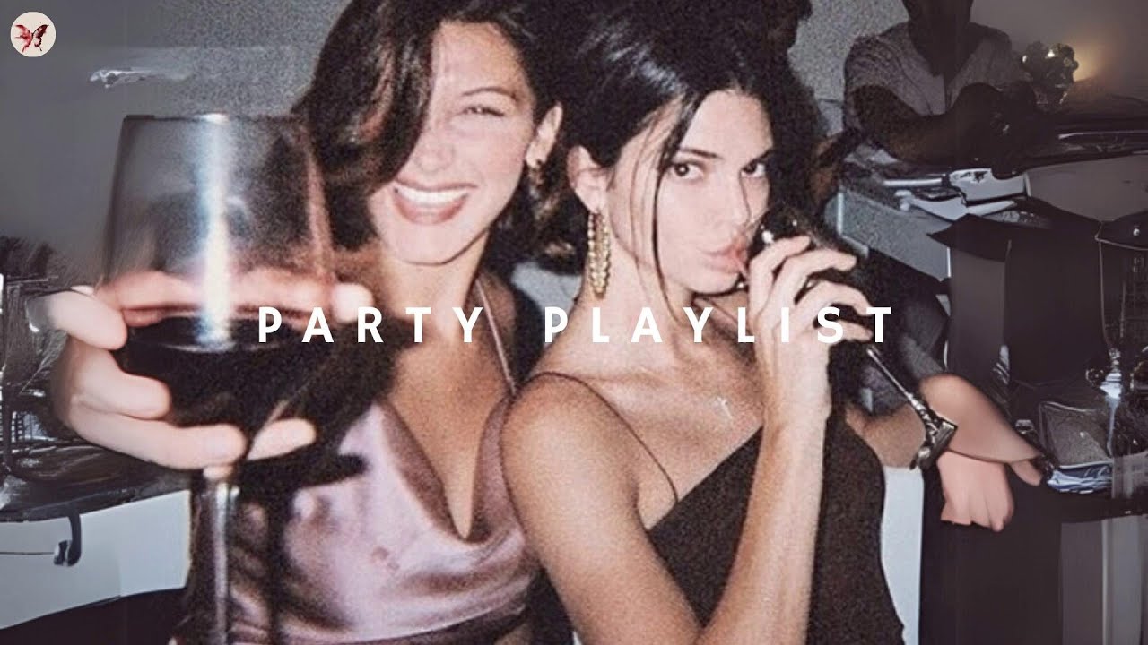 you're at a messy girls’ night out in 2010