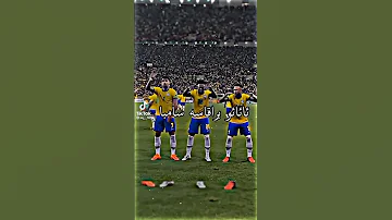 برازيلي واسمر بيرقصوا سامبا 