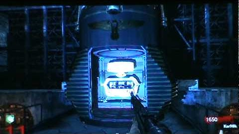 CoD WaW Der Riese Epic Fail Three Weapons Glitch.MPG