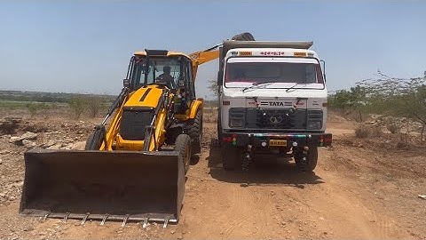 Jcb 3dx backhoe machine murum loading in tata tipper 1618 #jcbvideo #tractorvideo