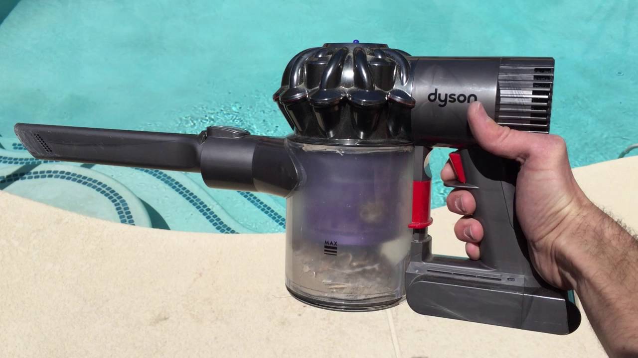 Dyson V6 Trigger Handheld Vacuum Cleaner Review Window Cleaning Las