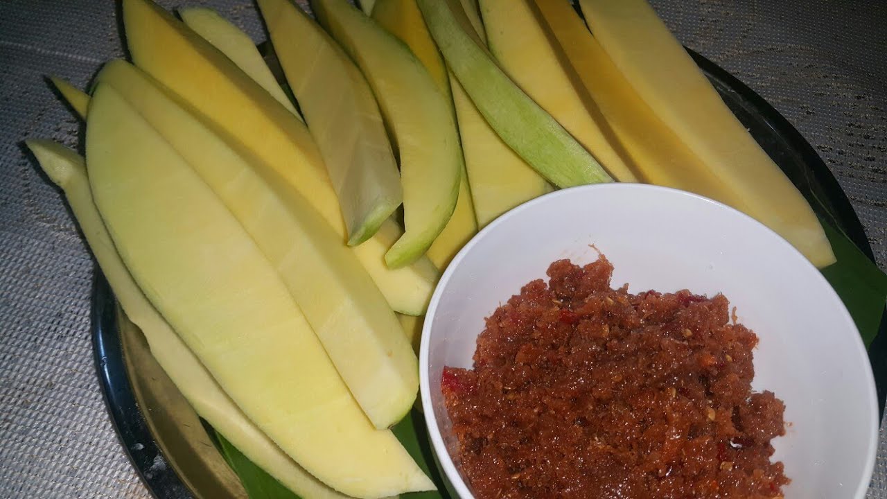 របៀបធ្វើ បុកអំបិលកាពិក​ បង្គារគ្រៀម​ ញ៉ាំជាមួយស្វាយឆ្ងាញ់ណាស់ Vichara Nget