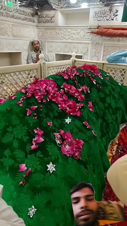 #qawali #alahazratkalambyowaisrazaqadri #khwaza #shortsviral #duet 🤲💯🕌🏩🕋♥️🌹🤲🏻