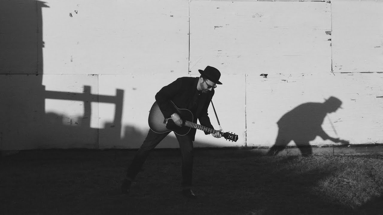 Chris Sensat - "Rye" (feat. Rosie Flores & Mike Molnar) (Official Video)