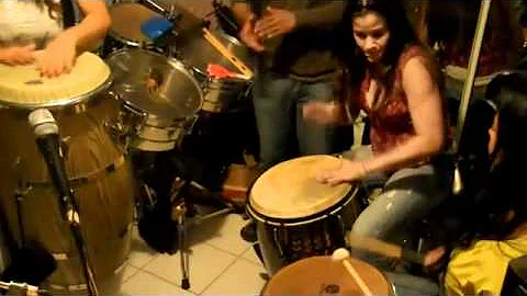 Puerto Rico percusionistas,l...  chicas de la perc...