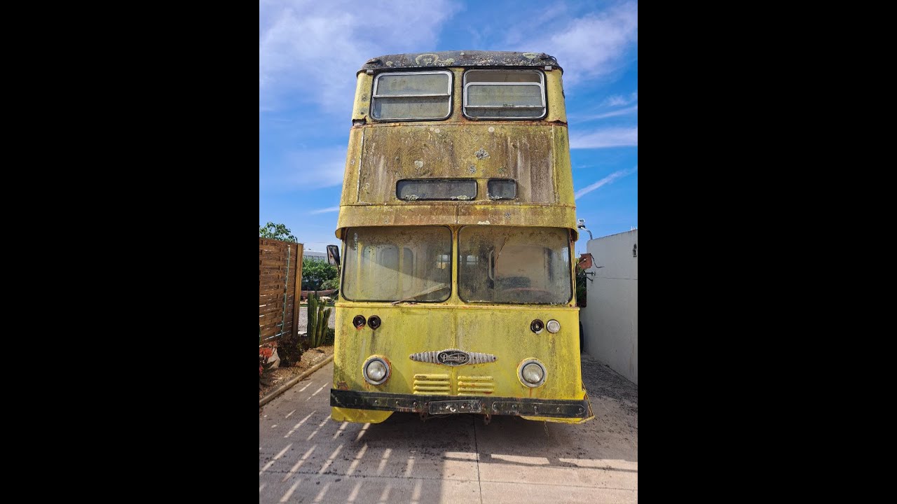 Camping Bus II parte1 Restauro de autocarro Dainler Fleetline de 1967